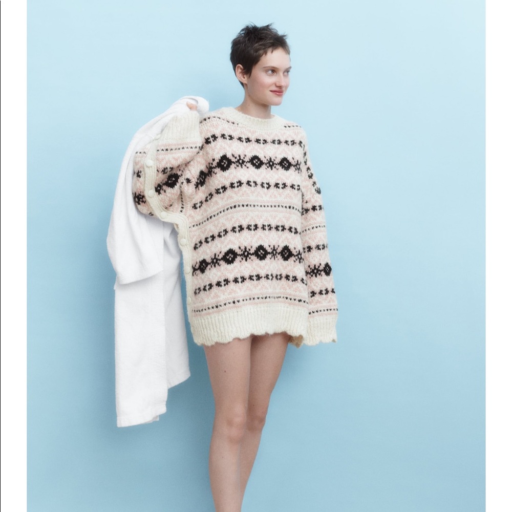 ZARA JACQUARD KNIT SWEATER WITH SIDE VENTS